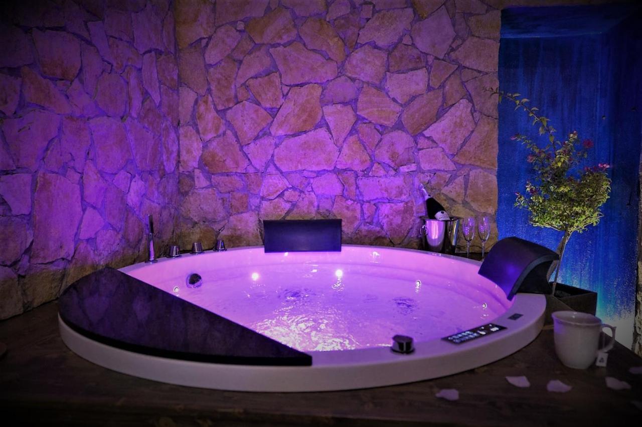 Spa Room Sicilia - Intera Casa Con Spa Privata Jacuzzi Sauna Bagno Di Vapore Ad Uso Illimitato Rosolini Εξωτερικό φωτογραφία