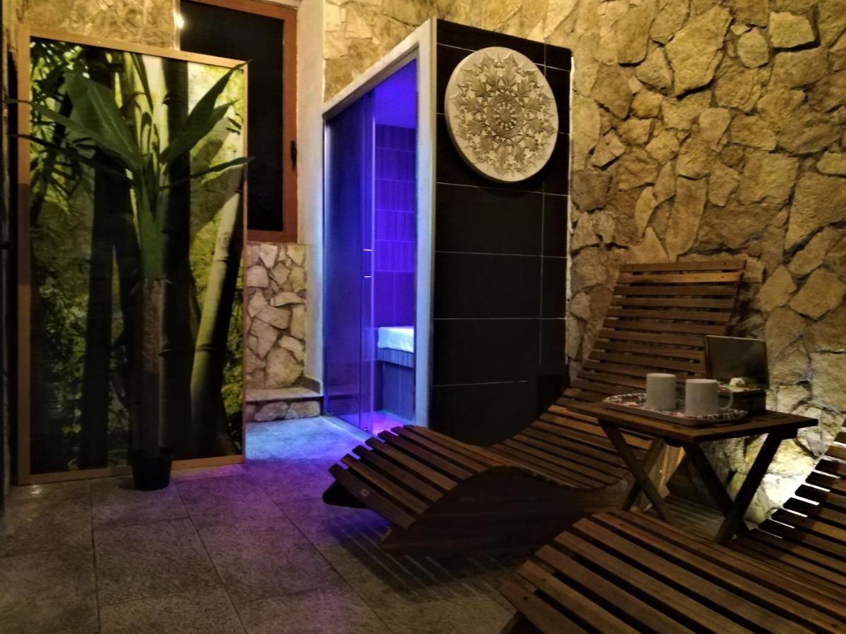 Spa Room Sicilia - Intera Casa Con Spa Privata Jacuzzi Sauna Bagno Di Vapore Ad Uso Illimitato Rosolini Εξωτερικό φωτογραφία