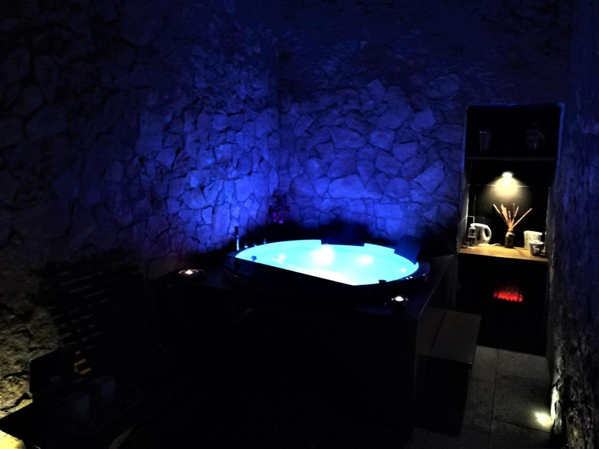 Spa Room Sicilia - Intera Casa Con Spa Privata Jacuzzi Sauna Bagno Di Vapore Ad Uso Illimitato Rosolini Εξωτερικό φωτογραφία